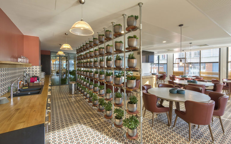39 Rue Du Moulin Des Bruyères 92400 Courbevoie